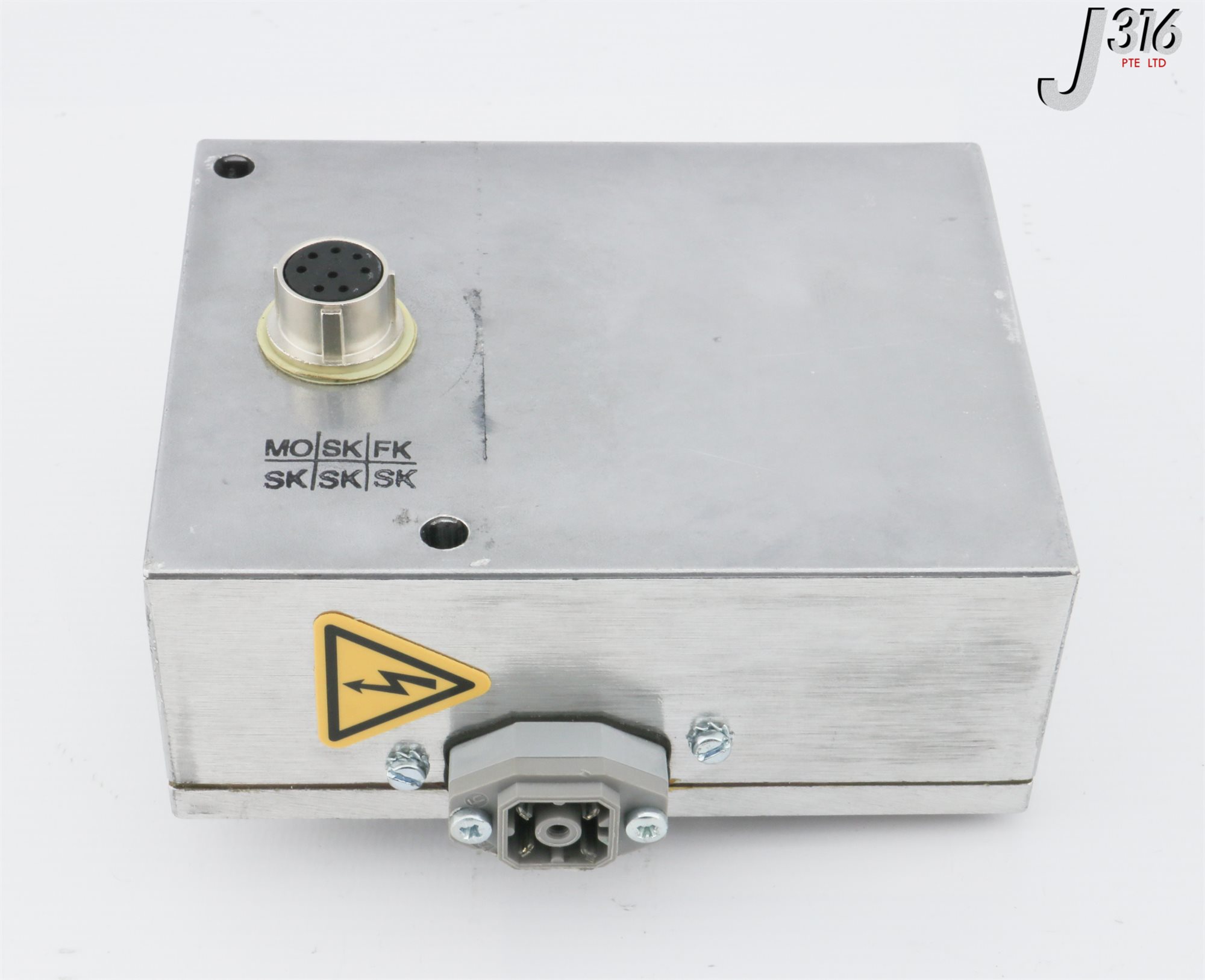 28132 PFEIFFER TURBO PUMP CONTROLLER, PM C01 712 TC750-E74 | eBay UK